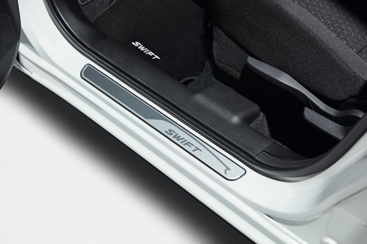 Instaplijsten Suzuki Swift 2017 >